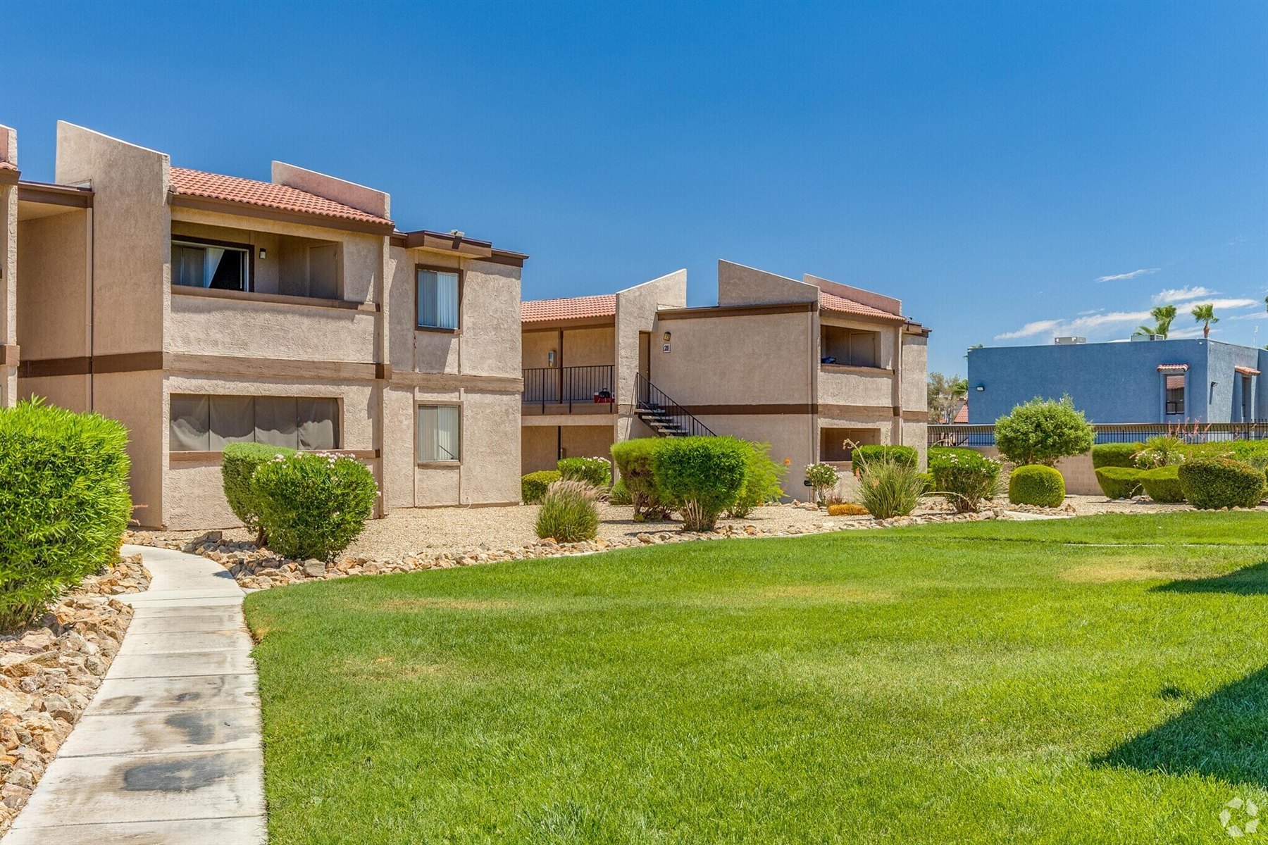 Tamarus Villas