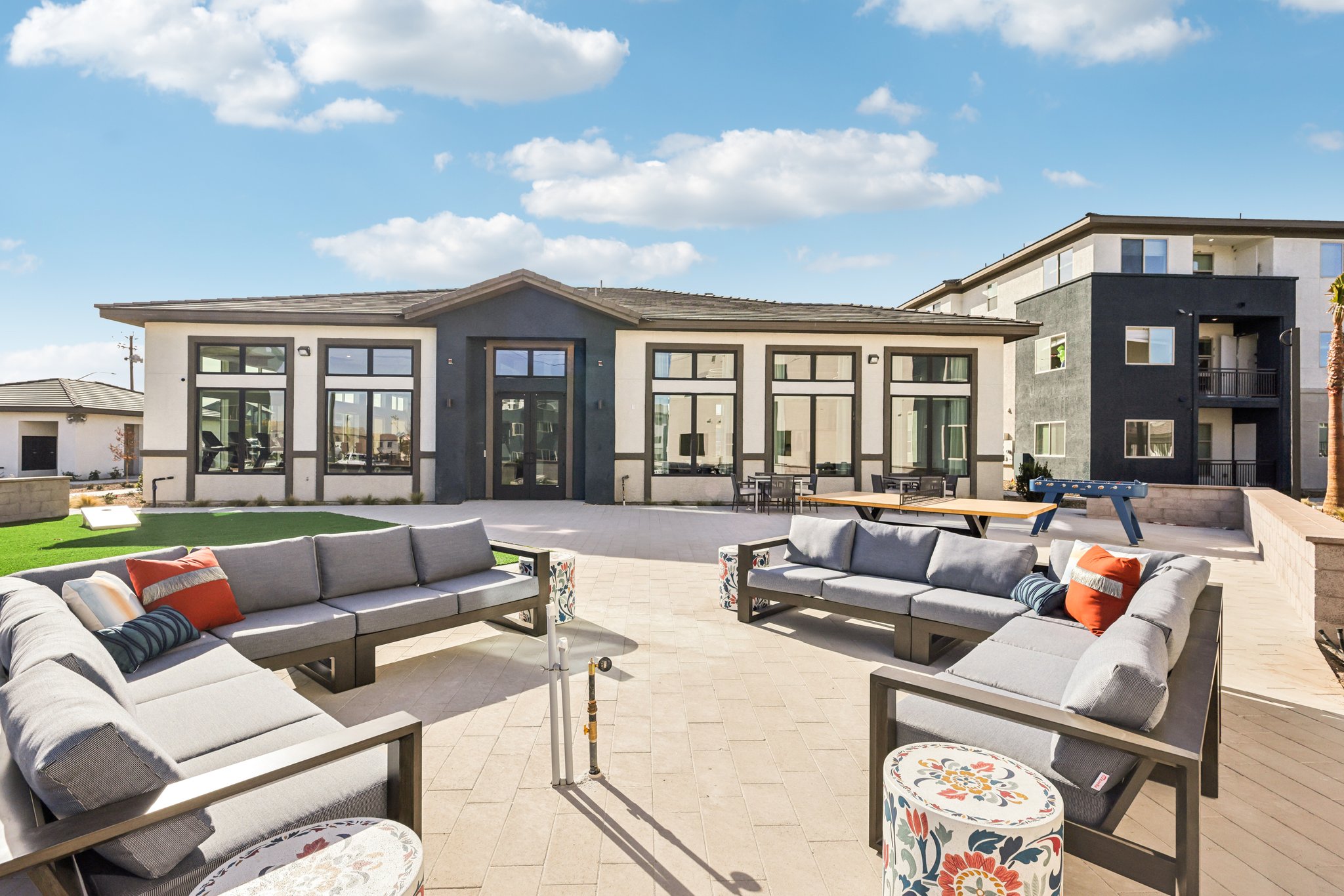 Outdoor lounge